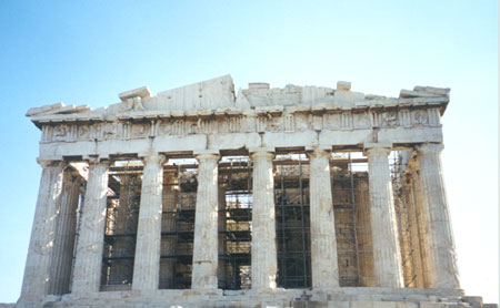 Το κεντρί συναντάει τους παλιούς του φίλους