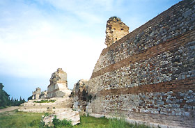 Παλαιοχριστιανικά Τείχη - Roman Fortification Wall (south-easter)